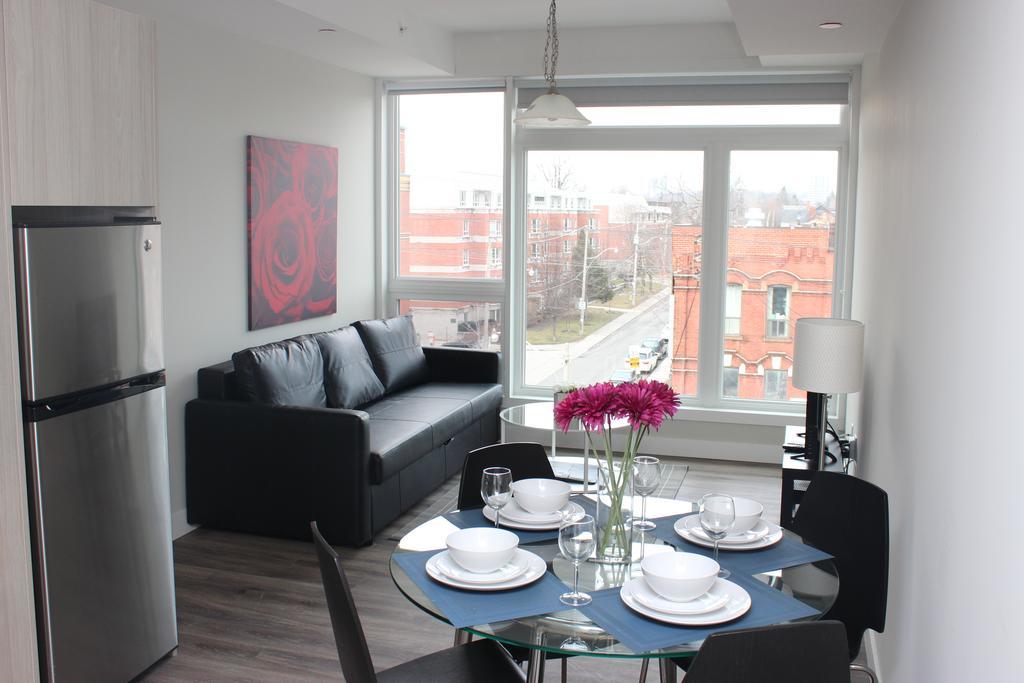 Atlas Suites- Furnished Apartments-College Street, Toronto Exterior foto