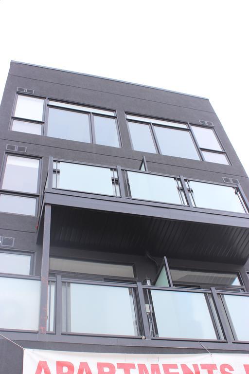 Atlas Suites- Furnished Apartments-College Street, Toronto Exterior foto