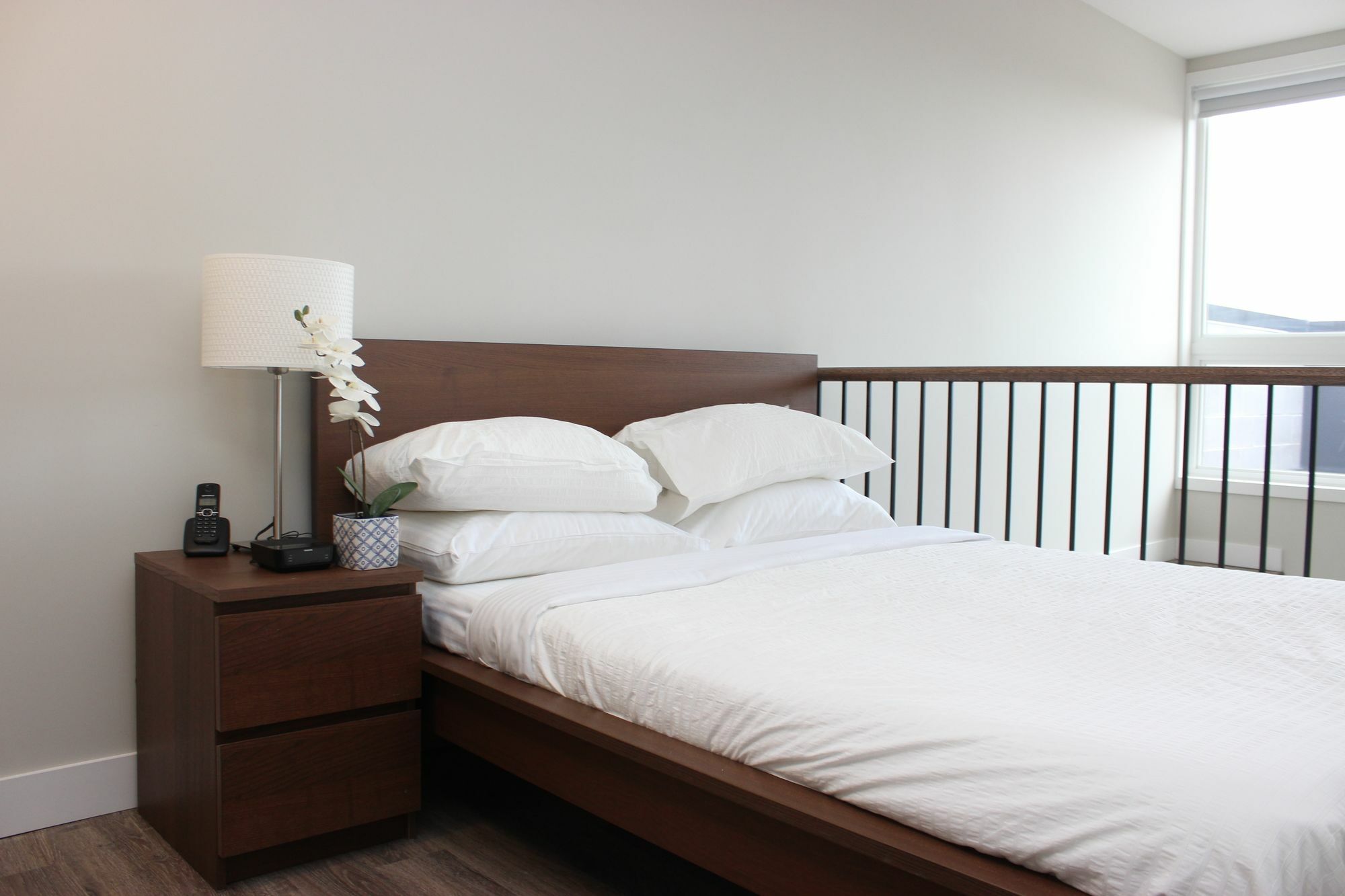 Atlas Suites- Furnished Apartments-College Street, Toronto Exterior foto